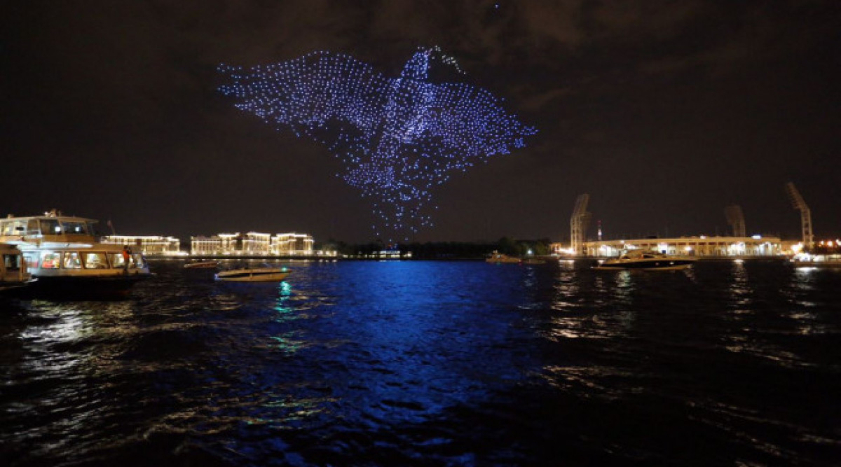 „Гълъбът на мира" полетя в Петербургското небе