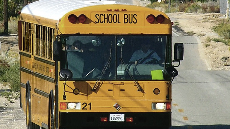 Стартира пилотен проект за училищни автобуси в столицата