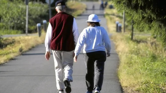 Бавното ходене приближава старостта