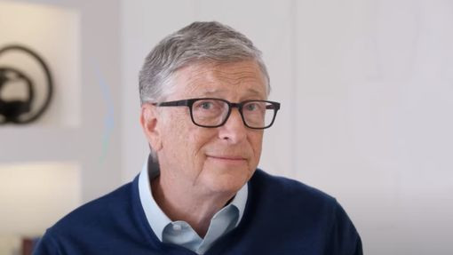 Бил Гейтс направи нова прогноза кога ще приключи пандемията
