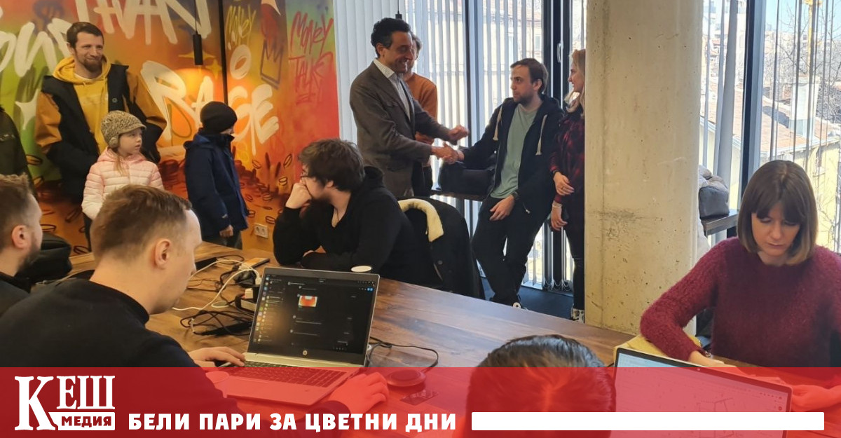 Министърът на иновациите и растежа Даниел Лорер се срещна с