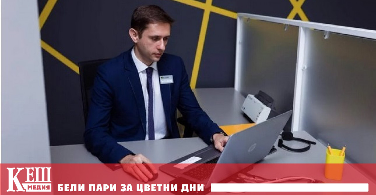 Във връзка с агресията на Русия срещу Украйна Райфайзенбанк планира