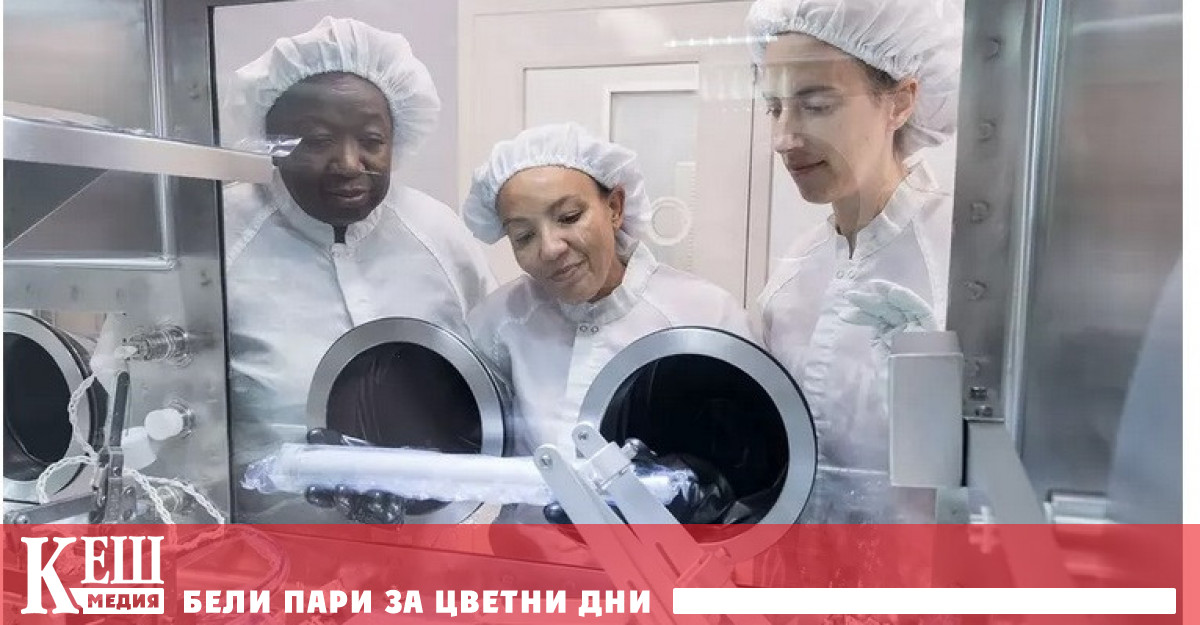 В момента НАСА се занимава с отварянето на тръбички в