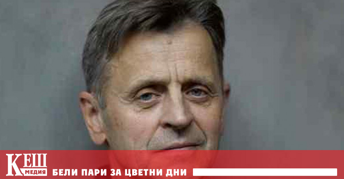 Повод за реакцията му е решетието на руския медиен цензор