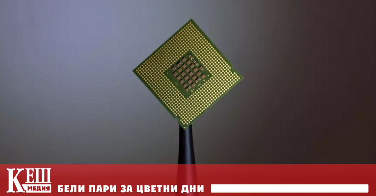 Въпреки че глобалният недостиг на чипове забавя темпо компаниите за