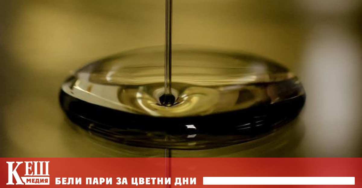 Според него официален Белград търси източници навсякъде където може Вучич