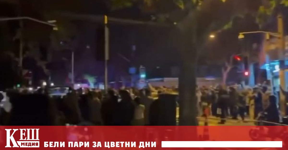 В неделя 27 ноември в редица градове в Китай избухнаха