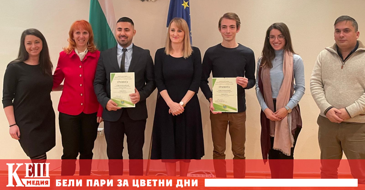 Посланията имат важна роля и вие сте новите посланици на