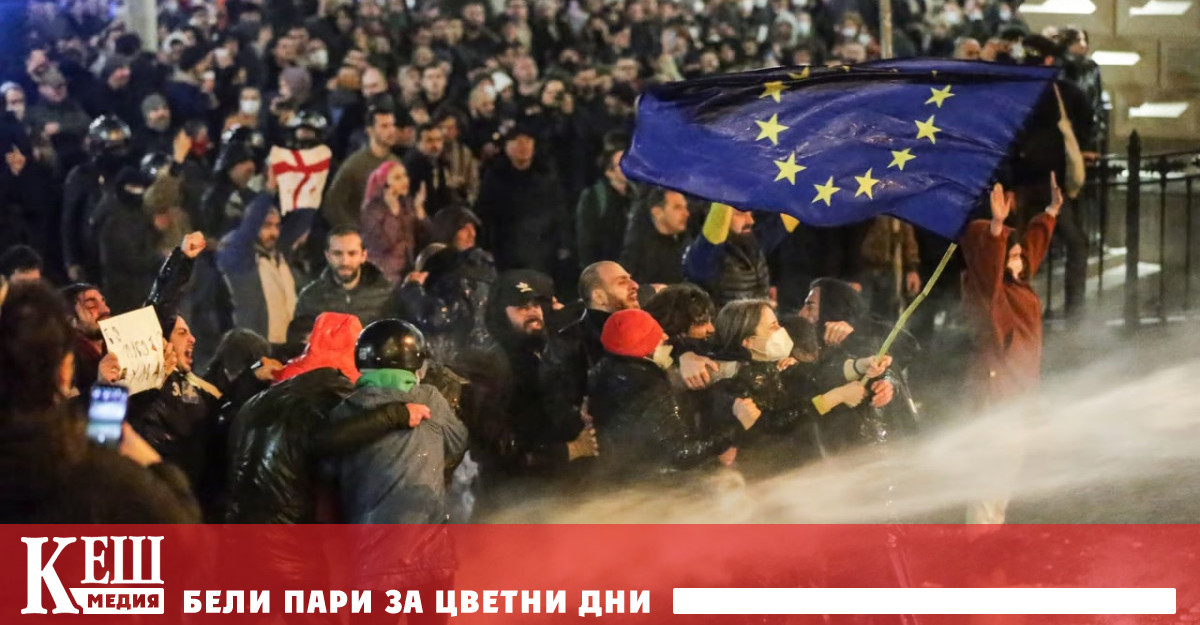 Всички украинци желаят на Грузия да постигне демократичен успех и