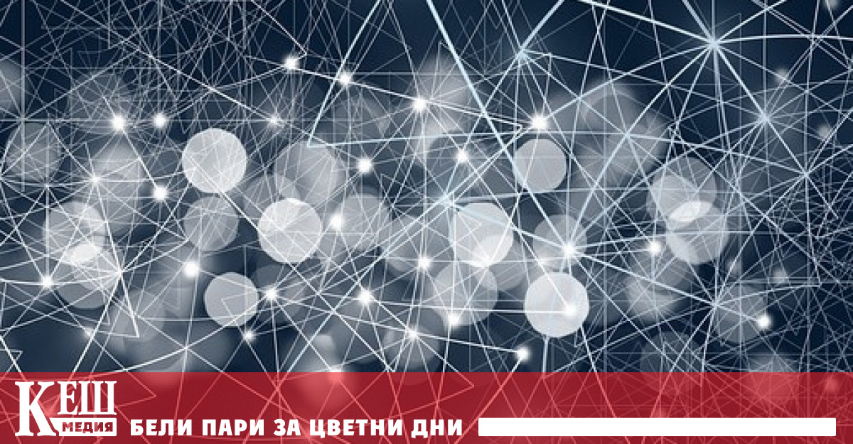В края на март Мъск Возняк и повече от 1000