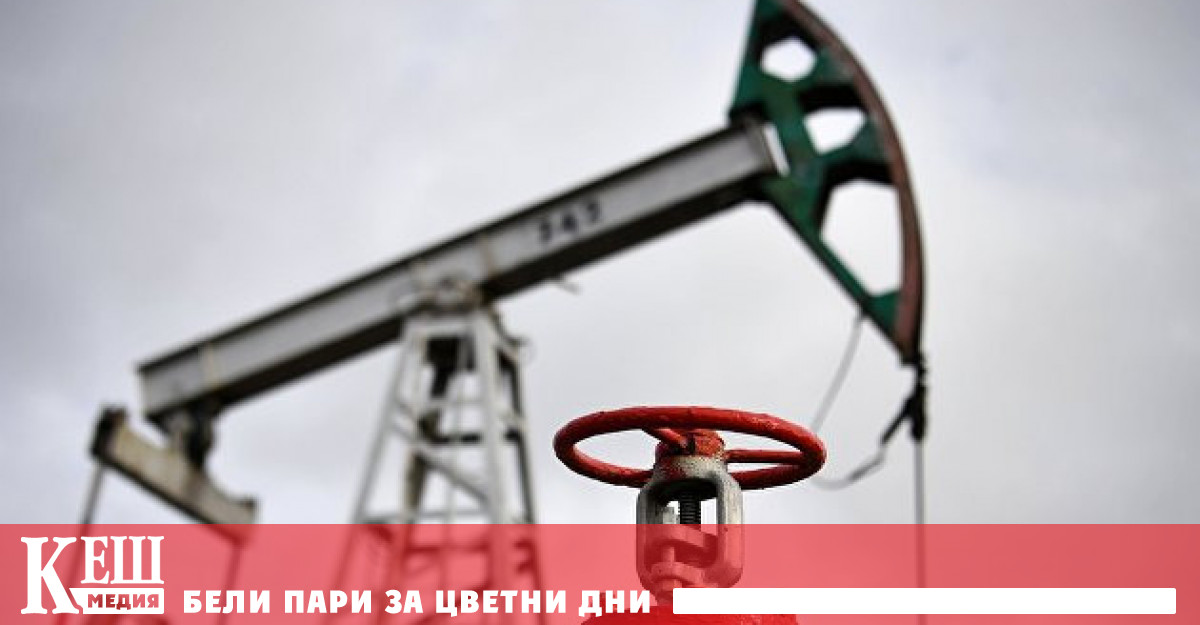 Към 8 часа цената на юнските фючърси за петрол сорт