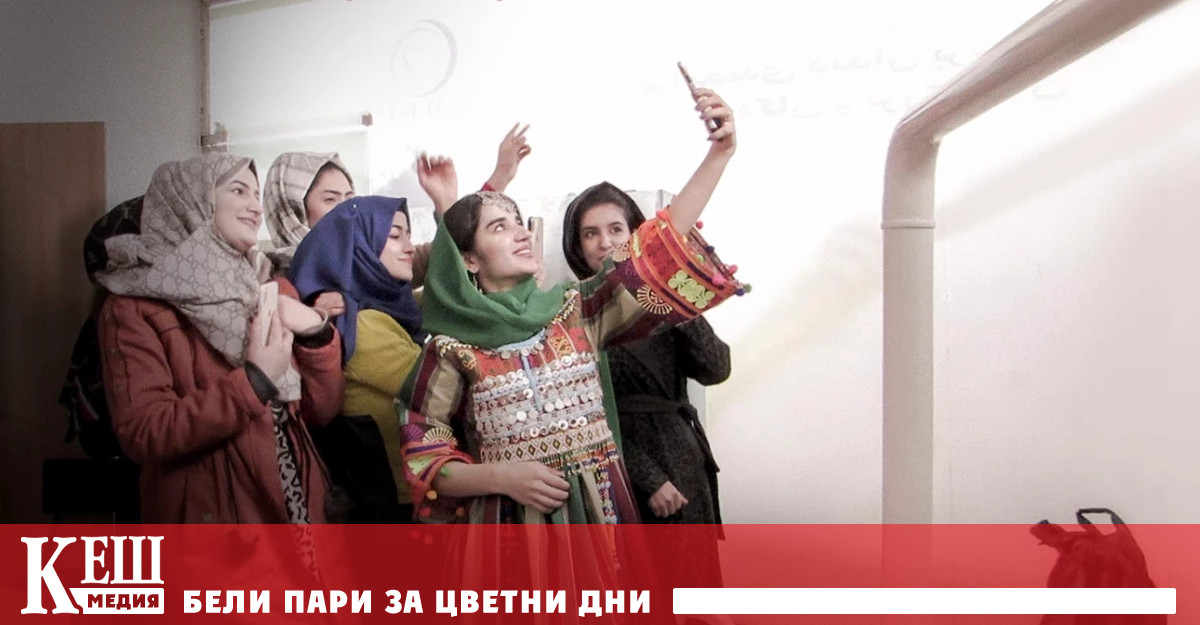 Тя и Джъстин Чиароки създават през 2018 г продуцентската компания