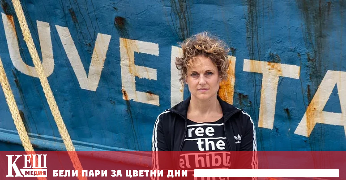 Спасителният кораб Ювента който е ръководила шеста година е блокиран