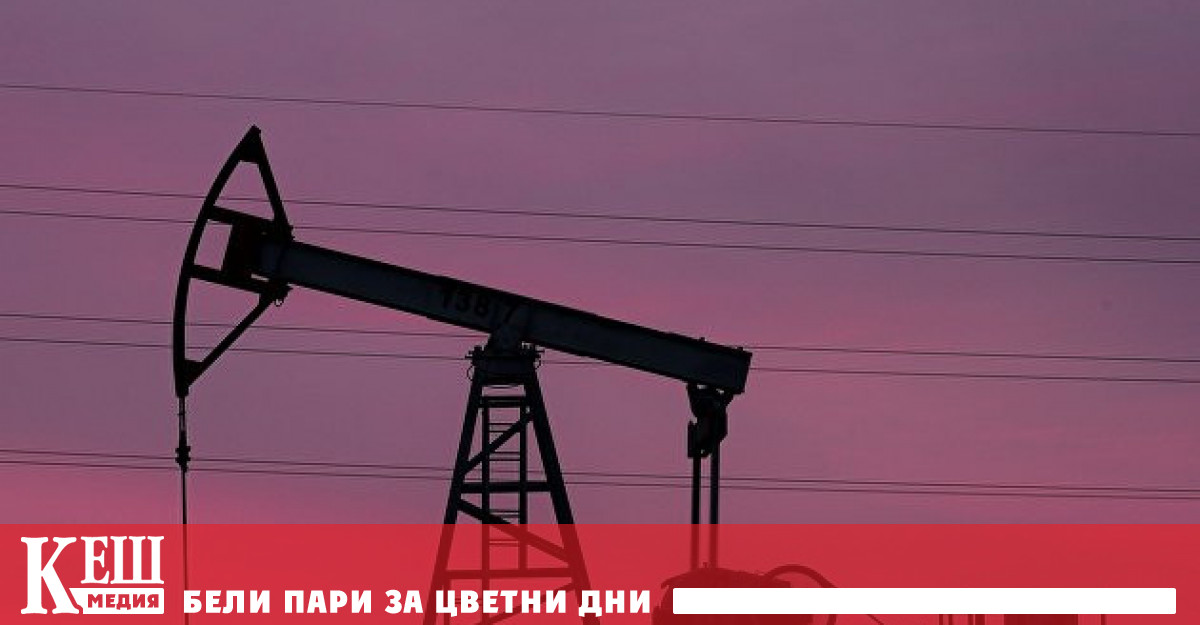 Към 8 часа цената на септемврийските фючърси за суровия петрол