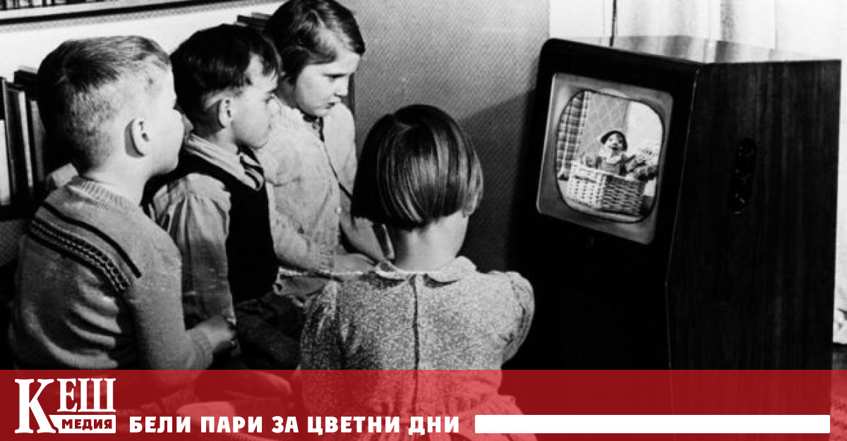 Въпреки повсеместното разпространение на цветната телевизия във Великобритания над 7000