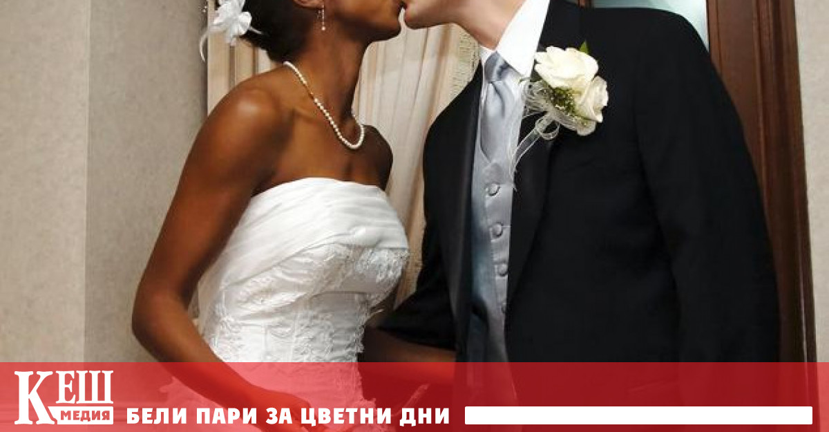 Според данни на HM Revenueand Customs само 27 от населението