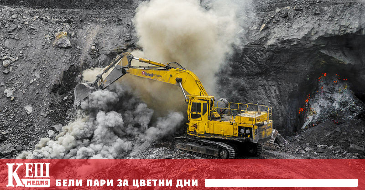 През декември 2023 г спрямо предходния месец при производството на