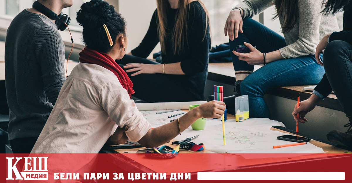 Болезнено е да гледате как някой на когото държите прави