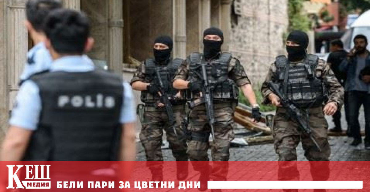 Той посочи че заради предпологаеми връзки с Ислямска държава от