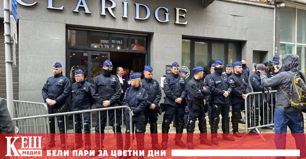 Както съобщава Euronews полицията е действала по заповед на кмета