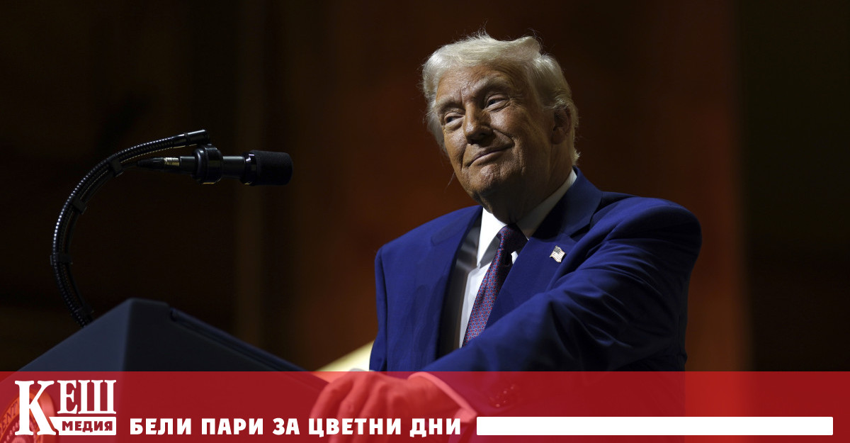 В речта си той засегна няколко от любимите си теми