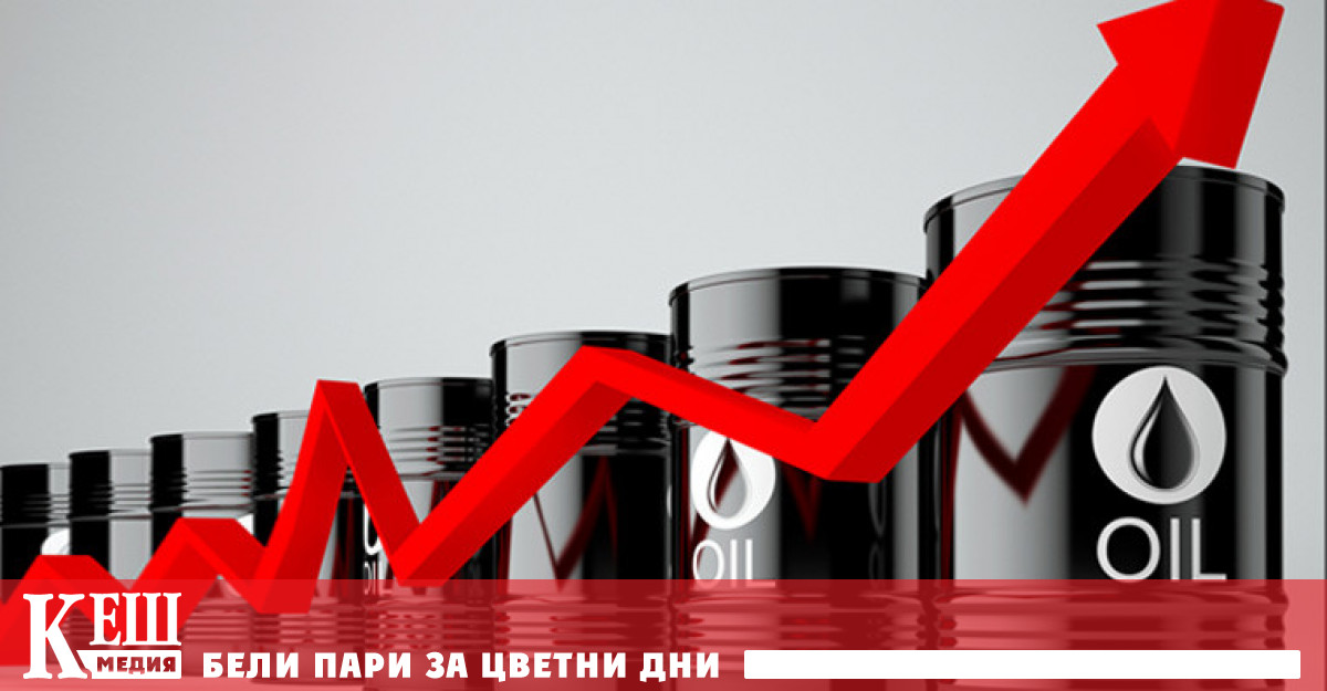 Този воден път включително със Суецкия канал е жизненоважен за