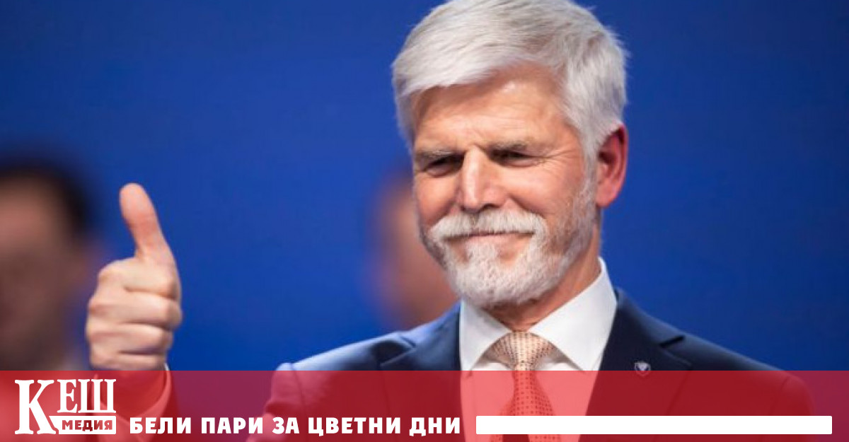 Според новата законова норма комунизмът е ефективно приравнен с нацизма