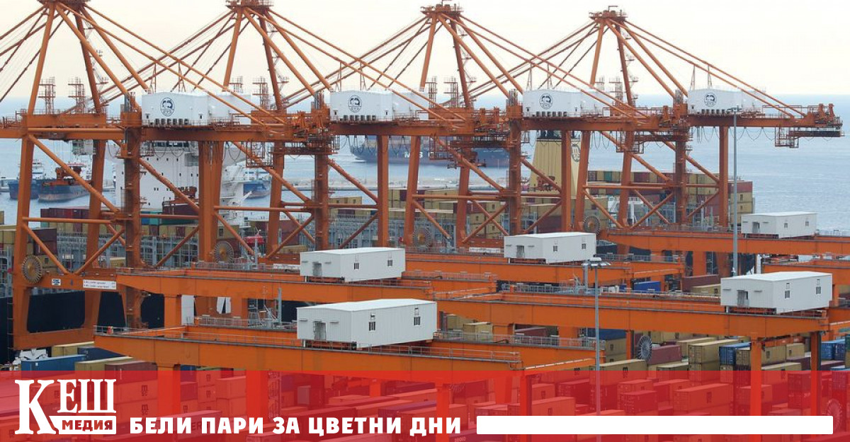 Най голямото гръцко пристанище се управлява от китайската държавна компания COSCO