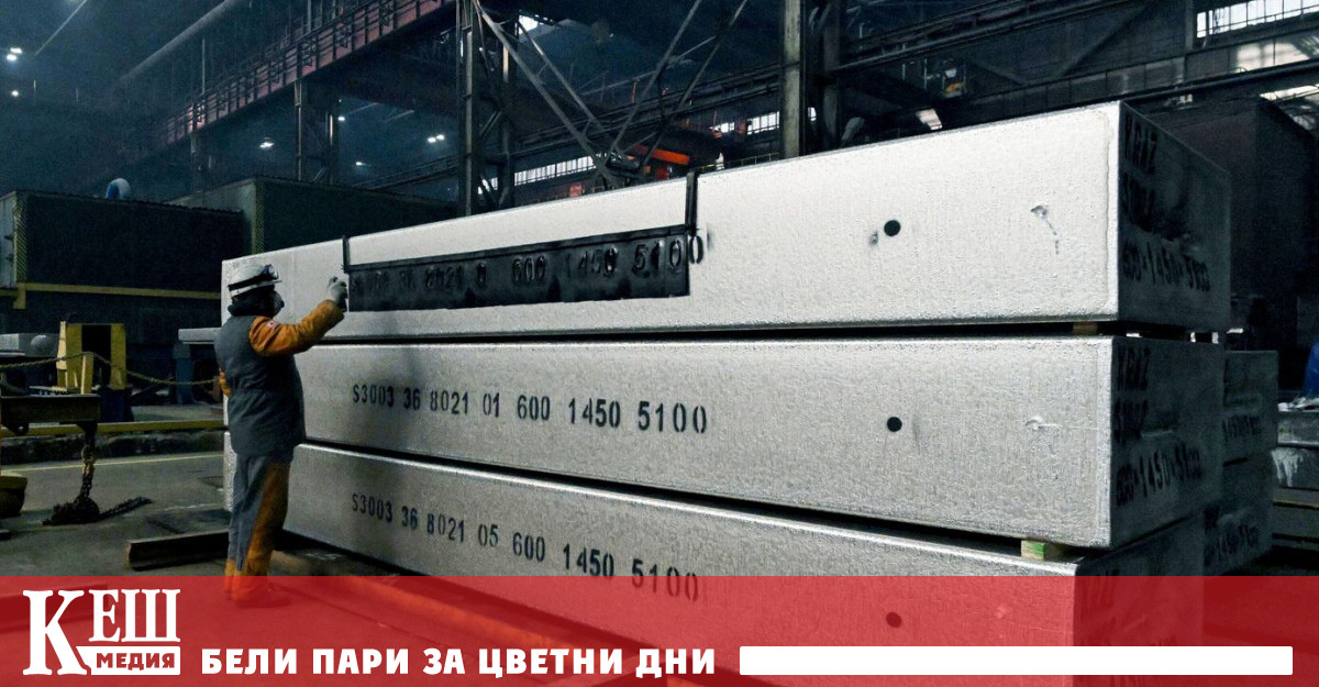 Производителите на автомобили в света започнаха спешно да увеличават запасите