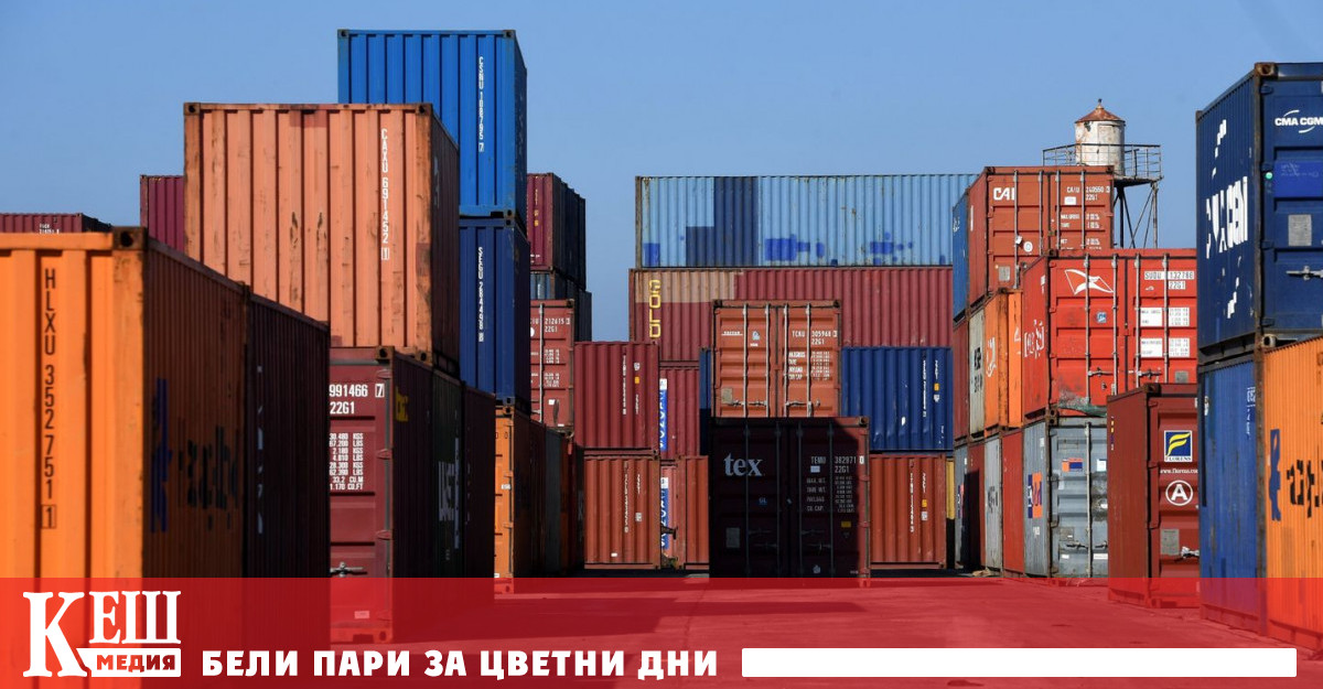 Днес пусна на вода най големия в света контейнеровоз работещ