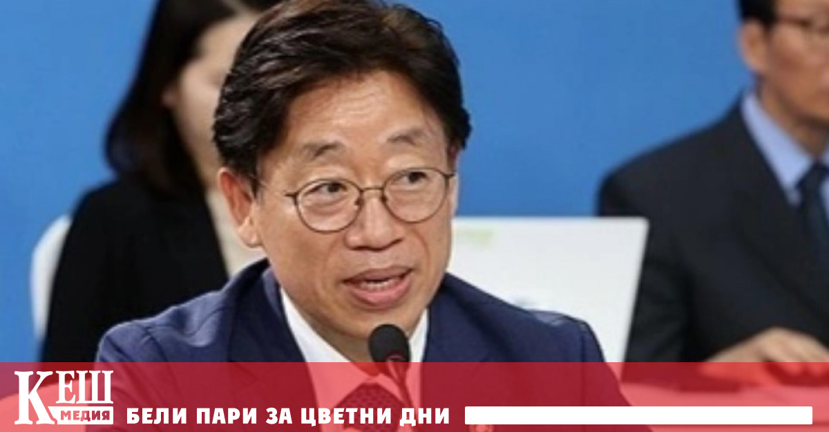 Страната също така ще ускори реализацията на първата си лунна