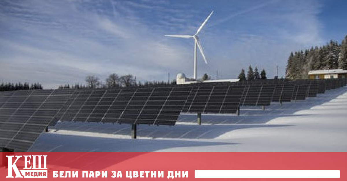 Възобновяема енергия  продължава да измества изкопаемите горива