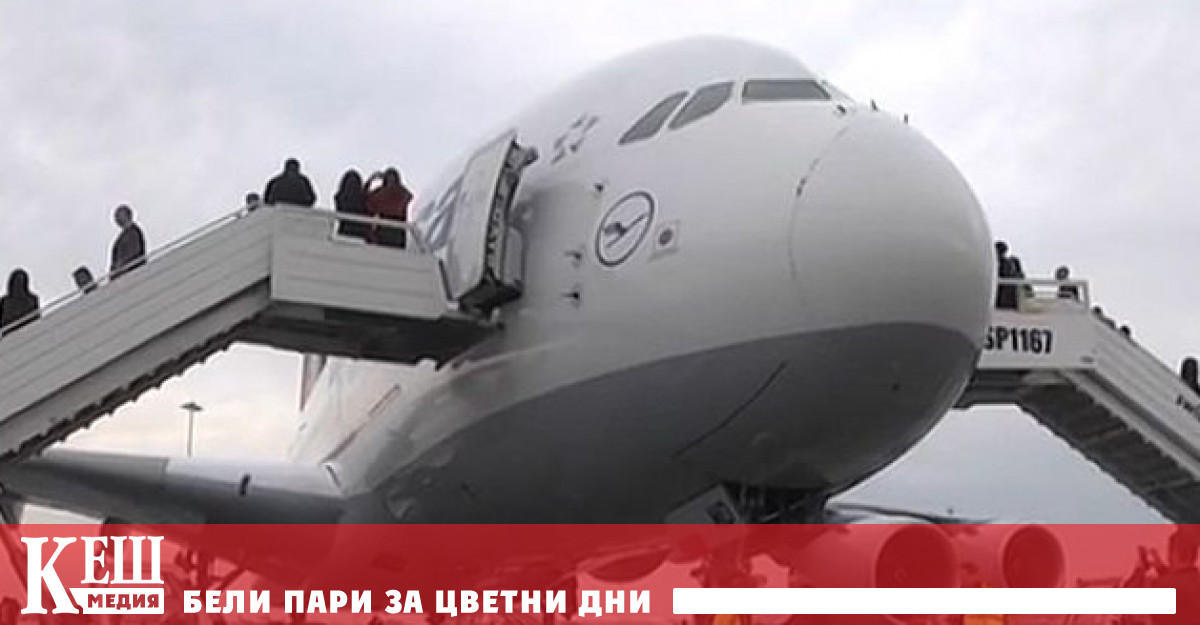 За самолетен билет от Владивосток до Москва пътник плати над 300 хиляди рубли