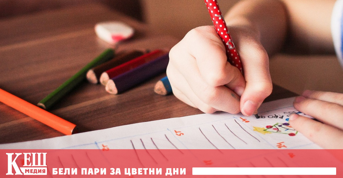 Десетокласниците са по-добри по български език, отколкото по математика