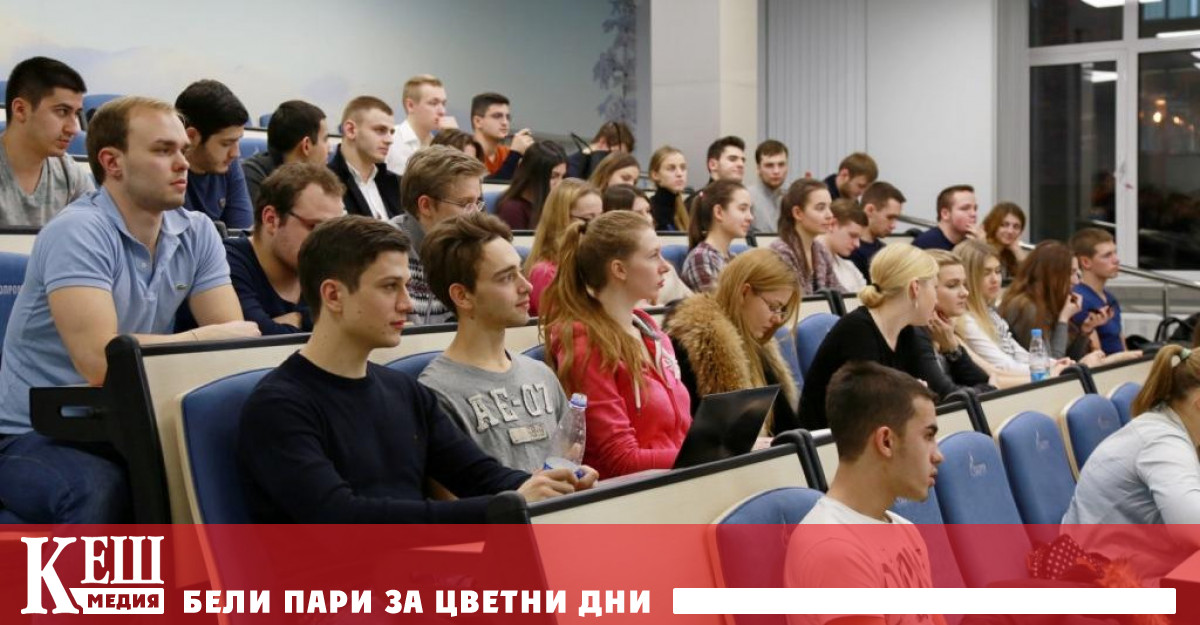 Условията за прием в университетите през 2022 г. ще бъдат обявени до края на октомври