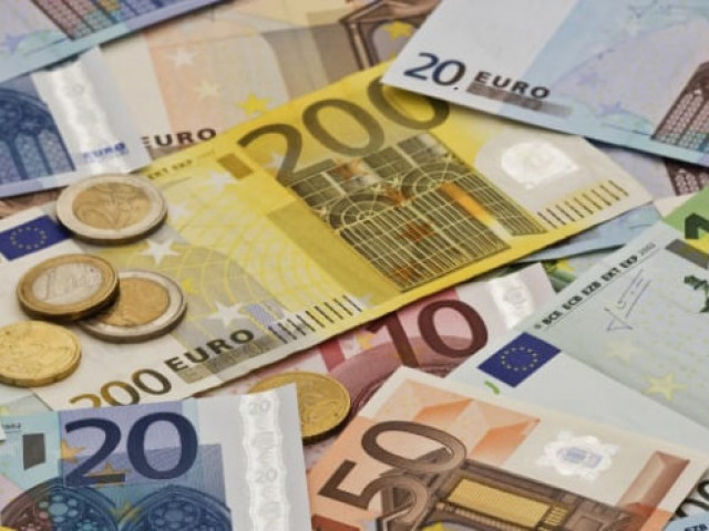 Еврото печели позиции спрямо йената и долара