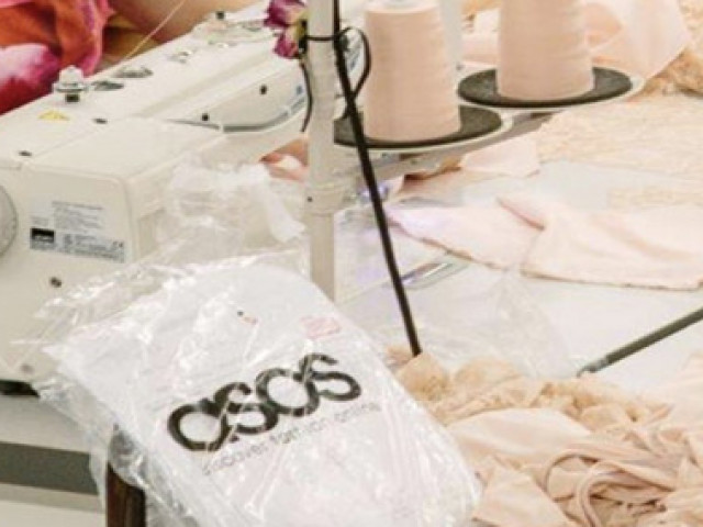 Модната компания ASOS регистрира над 300 процента ръст в приходите си в края на лятото