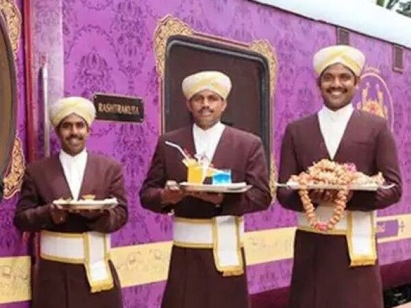 В Индия пускат влака „Златна колесница" за вип-туристи