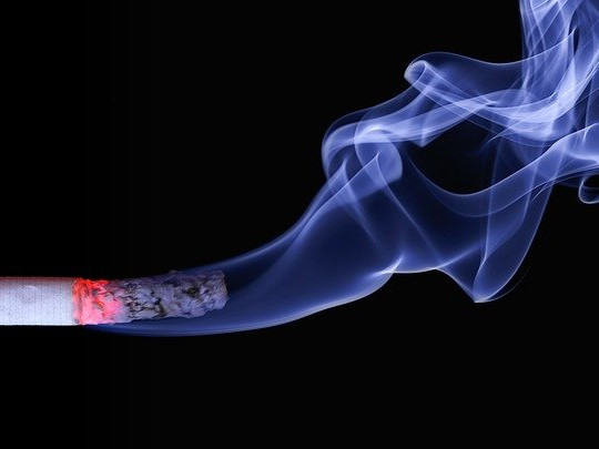 Пушенето изпревари парите по въздействие върху продължителността на живота
