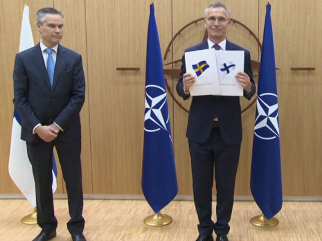 Швеция и Финландия подадоха заявления за членство в НАТО