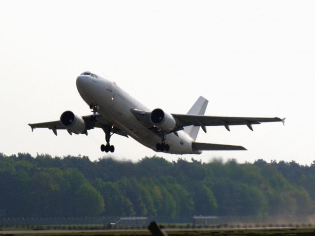 Кои са одобрените въздушни превозвачи, които ще получат безвъзмездна финансова помощ
