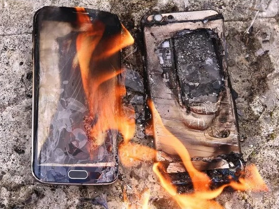 Може ли смартфонът да се запали сам в жегата