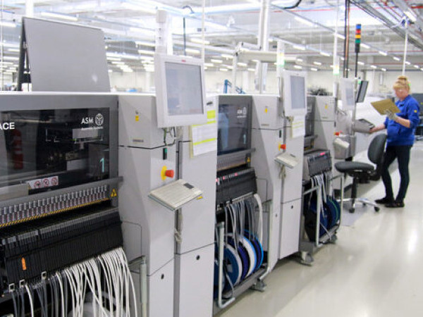 Милиардна компания от САЩ прави завод за медицинска техника в Първомай