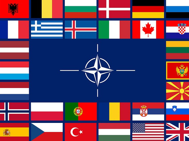 НАТО обсъжда най-голямото разгръщане на войски след Студената война