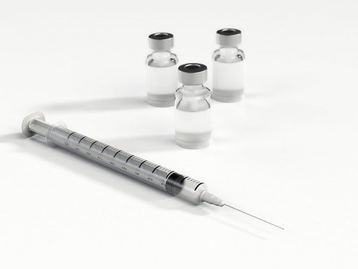 Ваксинираният с четири дози Фаучи се зарази с коронавирус
