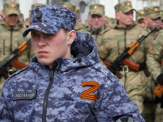 Руската армия търси спонсори