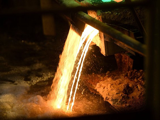 Най-голямото металургично предприятие в Украйна спира работа по икономически причини