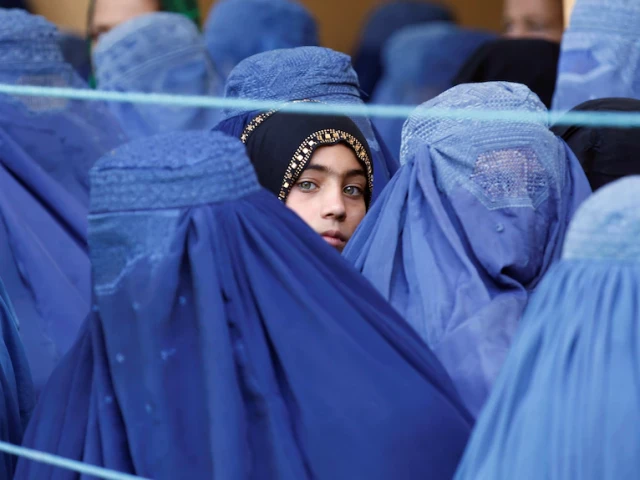 Все повече се ограничават правата на жените в ислямския свят