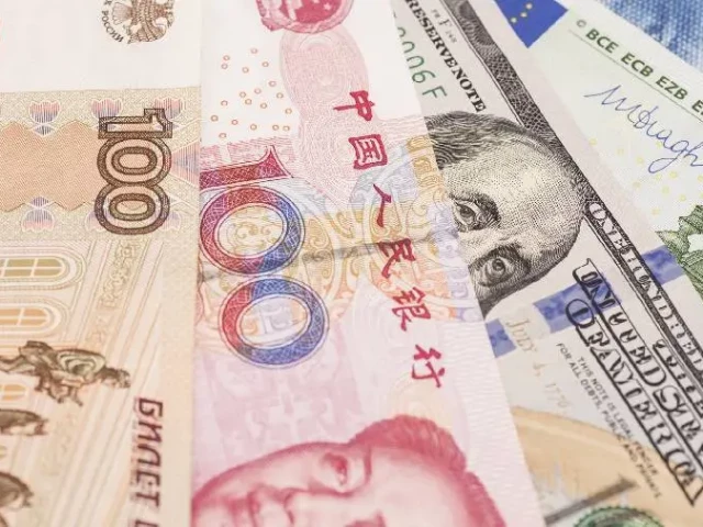 Китай и Русия се опитват тайно да атакуват американския долар