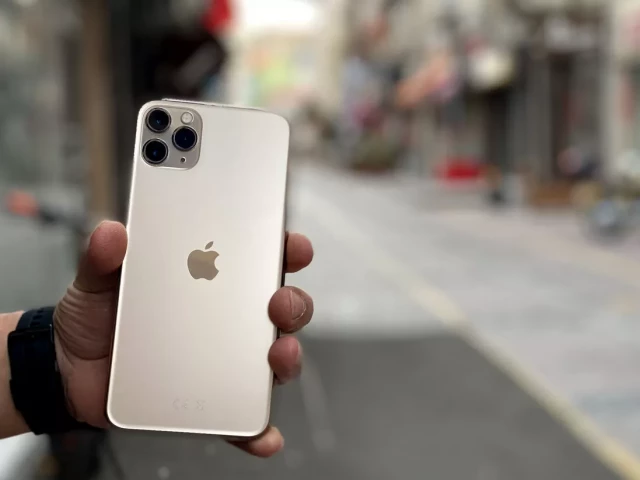 Apple представи новия iPhone 14